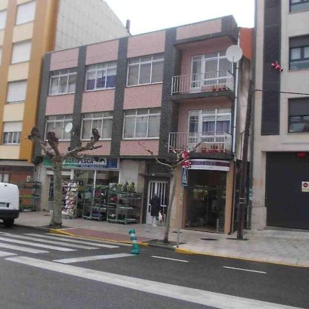 Piso De Perlio Ideal Para Gente Amante De La Play Fene Luaran gambar